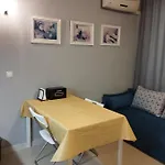 شقة Casa Do Farol - с басейн до плажа на 