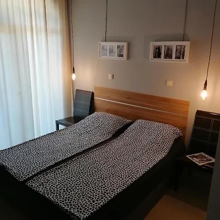 Apartment Casa Do Farol - с басейн до плажа на 